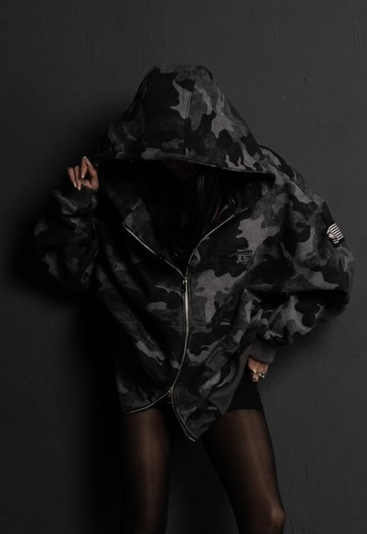 CAMOUFLAGE